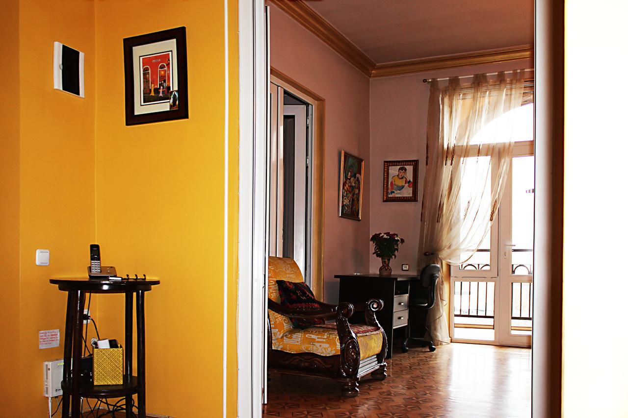 Vivid 2 Bedroom Apt. Erivan Dış mekan fotoğraf