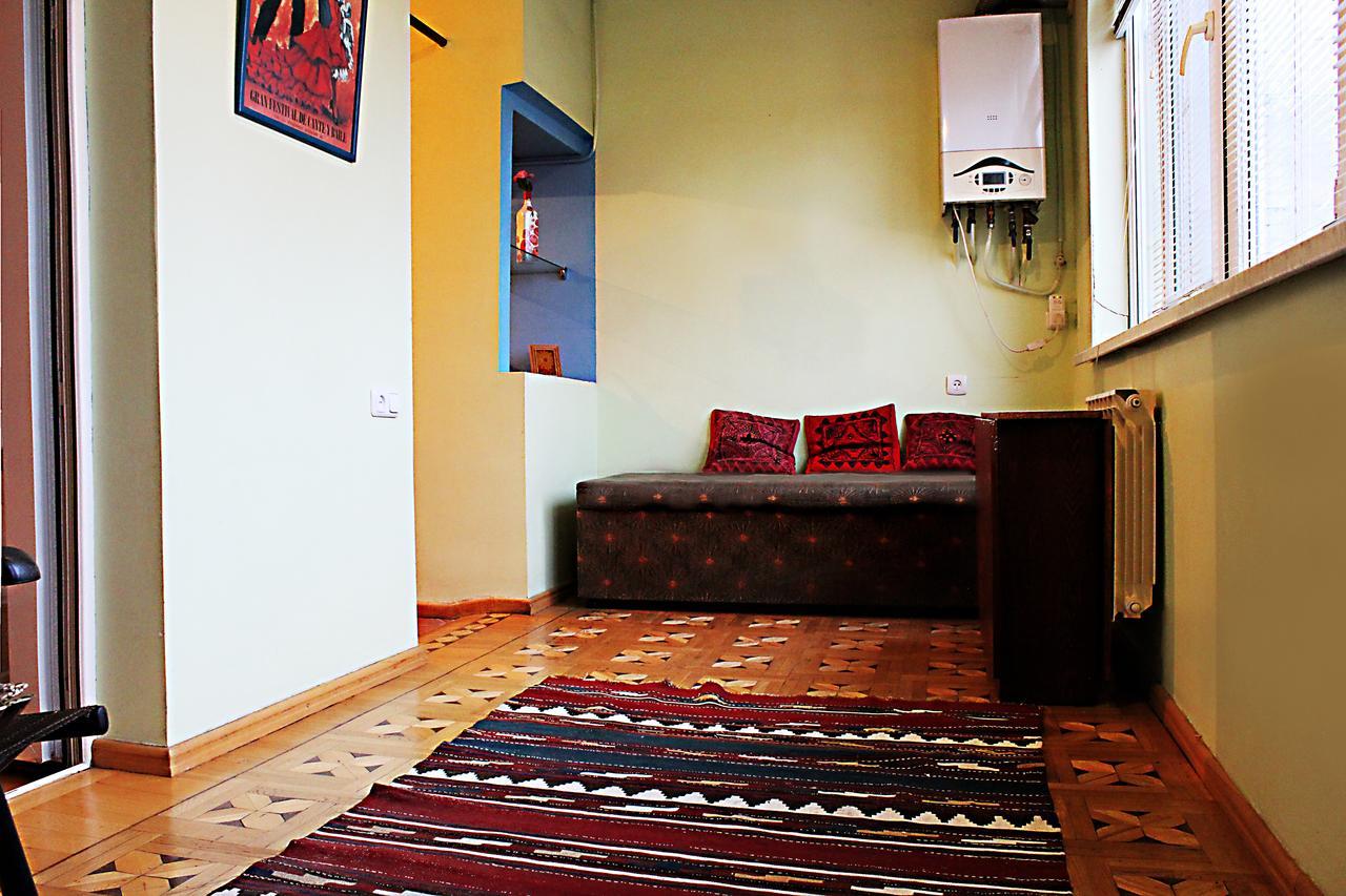 Vivid 2 Bedroom Apt. Erivan Dış mekan fotoğraf